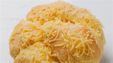 assorted ensaimada|Here Are the Different Kinds of Ensaymada in the Philippines .